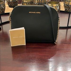 ❤️❤️Beautiful❤️❤️ Michael Kors Saffiano Crossbody